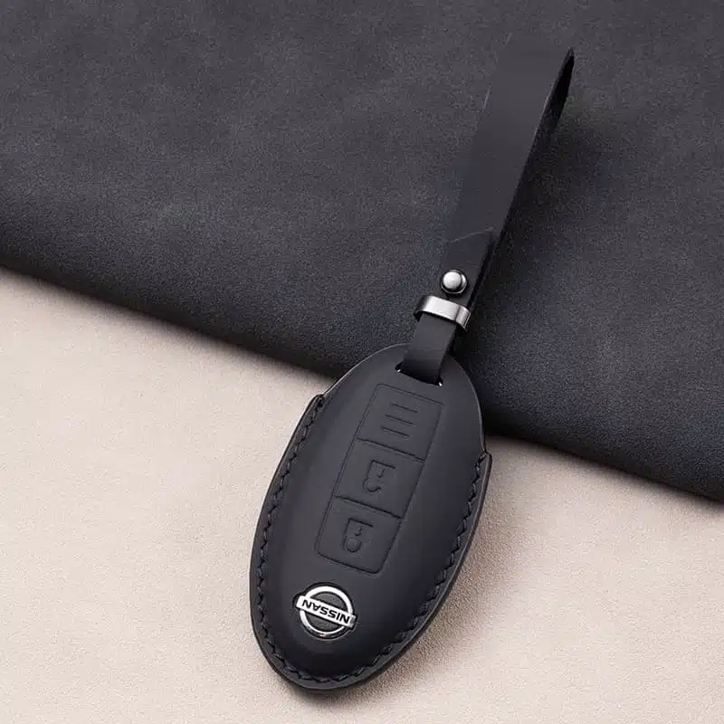 3 Tasten Nissan Logo Schlüsselanhänger 4 Nissan Logo Schlüsselanhänger