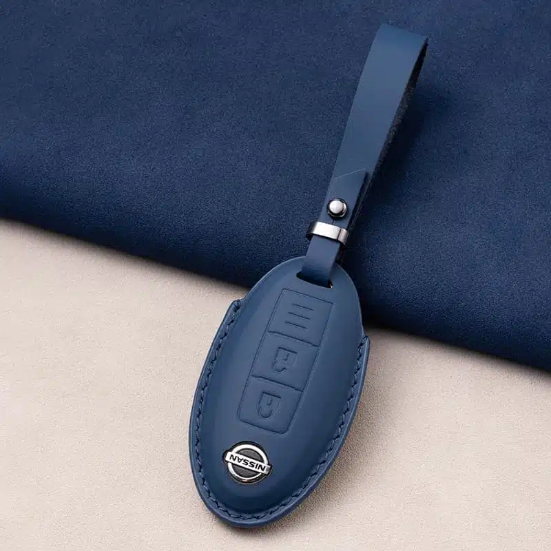 3 Tasten Nissan Logo Schlüsselanhänger 2 Nissan Logo Schlüsselanhänger