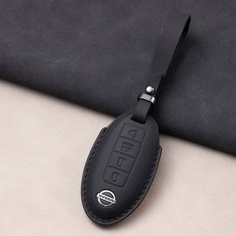 4 Tasten Nissan Schlüsselanhänger Leder 2 Nissan Schlüsselanhänger Leder